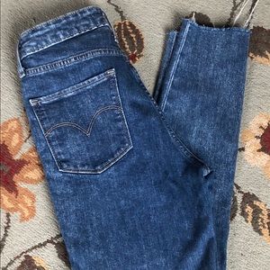 Levi’s 721 High Rise Skinny